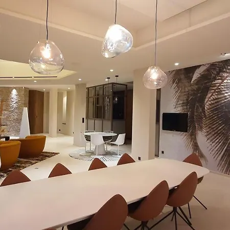 Villa Contemporaine De Standing Face Aux Vignes *